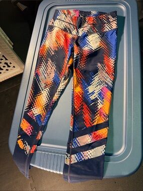 Girls' Multicolor Performance Leggings - Vibrant Printed Kids Bottoms